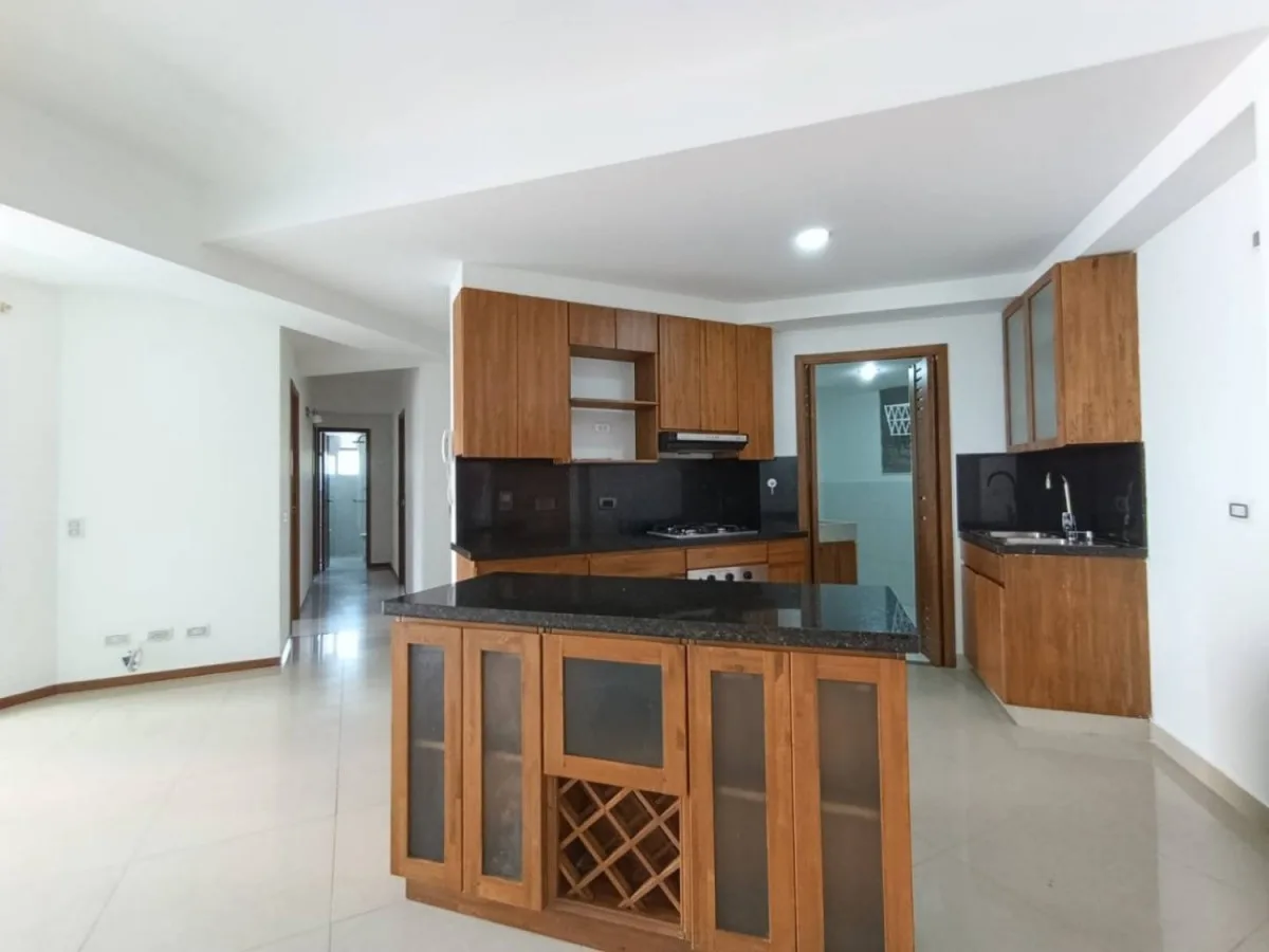 Apartamento en Arriendo en Las Lomitas, Sabaneta