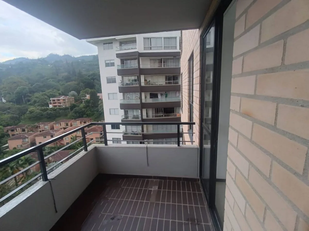 Apartamento en  Arriendo en Las Lomitas, Sabaneta