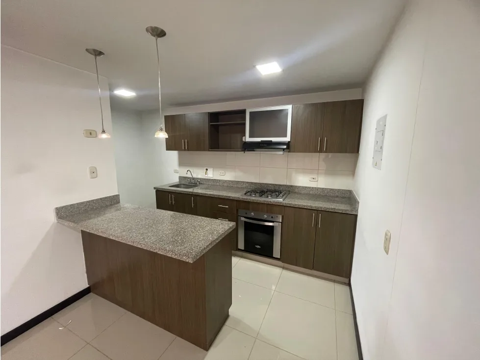 Apartamento en Arriendo en Loma del Esmeraldal, Envigado