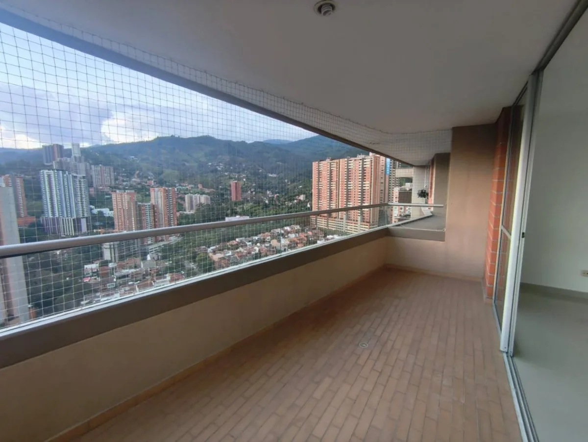 Apartamento en Arriendo en Loma de la Doctora, Sabaneta