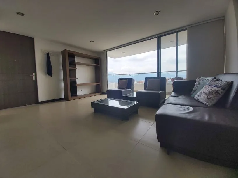 Apartamento en arriendo en Loma de las brujas, Envigado