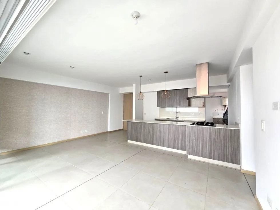 Apartamento en Arriendo en Loma de las brujas, Envigado