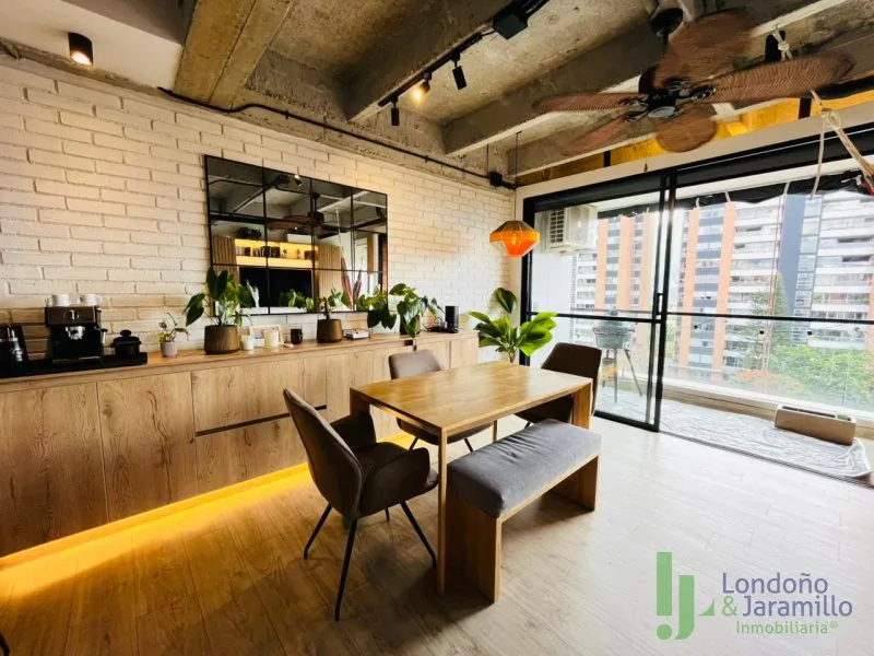 Apartamento en Arriendo en Loma de las brujas, Envigado