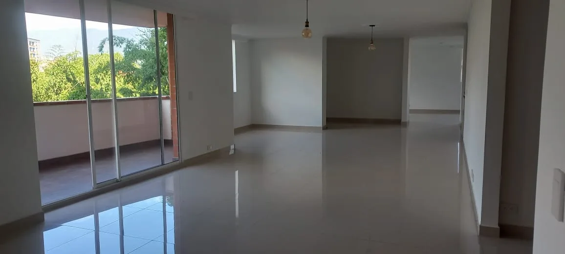 Apartamento en Arriendo en Loma de las brujas, Envigado