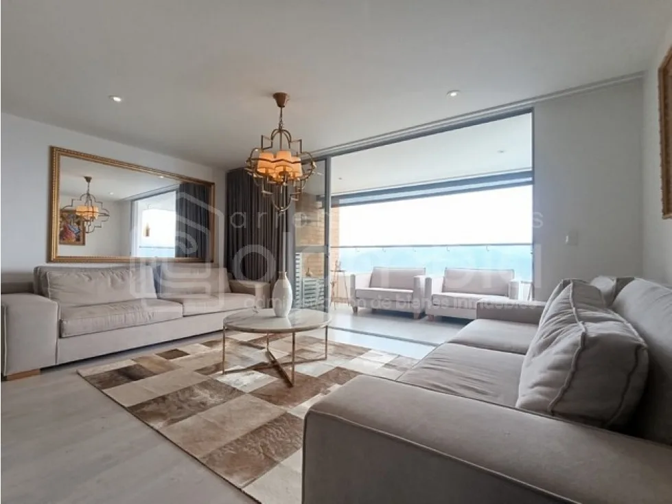 Apartamento en Arriendo en Loma de las brujas, Envigado