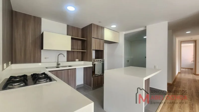 Apartamento en  Arriendo en Loma de las brujas, Envigado