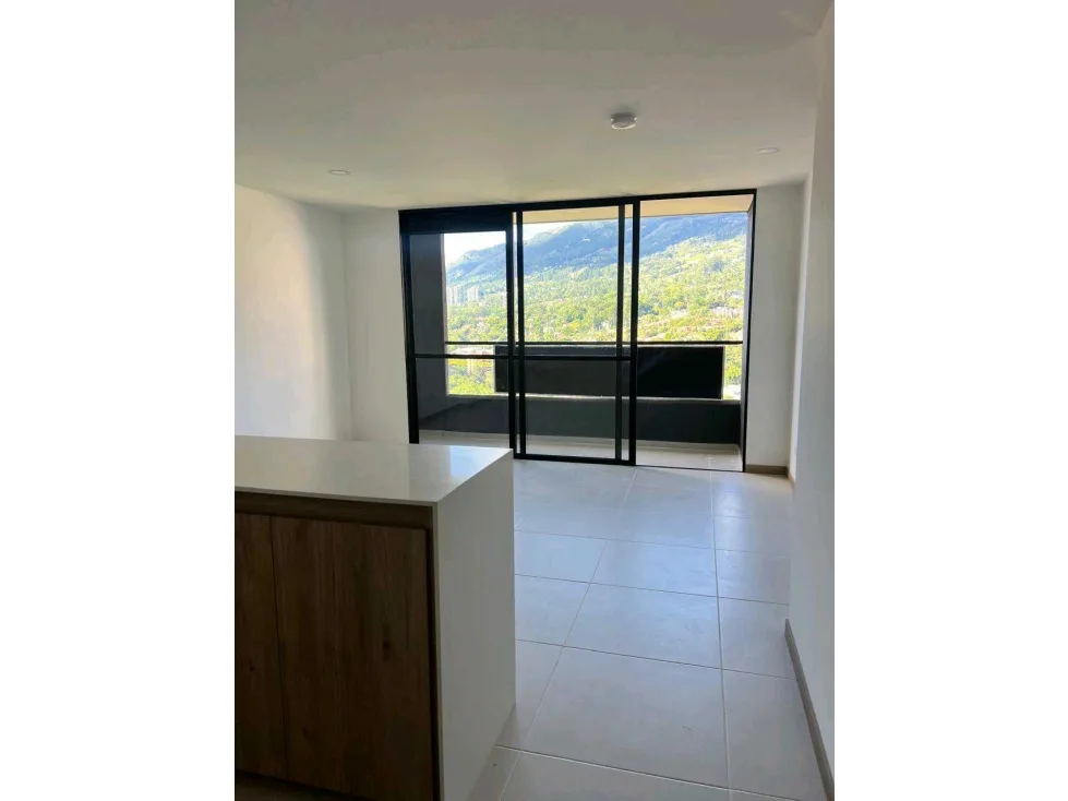 Apartamento en Arriendo en Loma del Escobero, Envigado