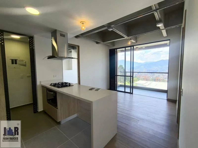 Apartamento en Arriendo en Loma del Escobero, Envigado