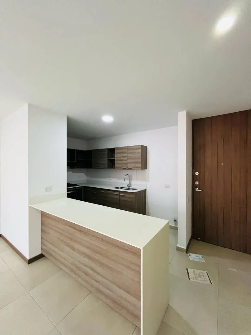 Apartamento en Arriendo en Loma del Escobero, Envigado