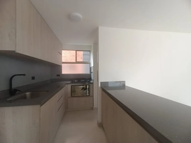 Apartamento en Arriendo en Loma del Escobero, Envigado