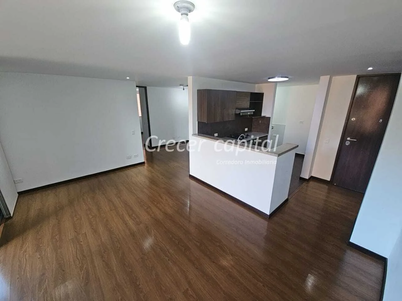 LOCAL EN GLORIETA DE DON QUIJOTE PARA PELUQUERIA SPA UÑAS