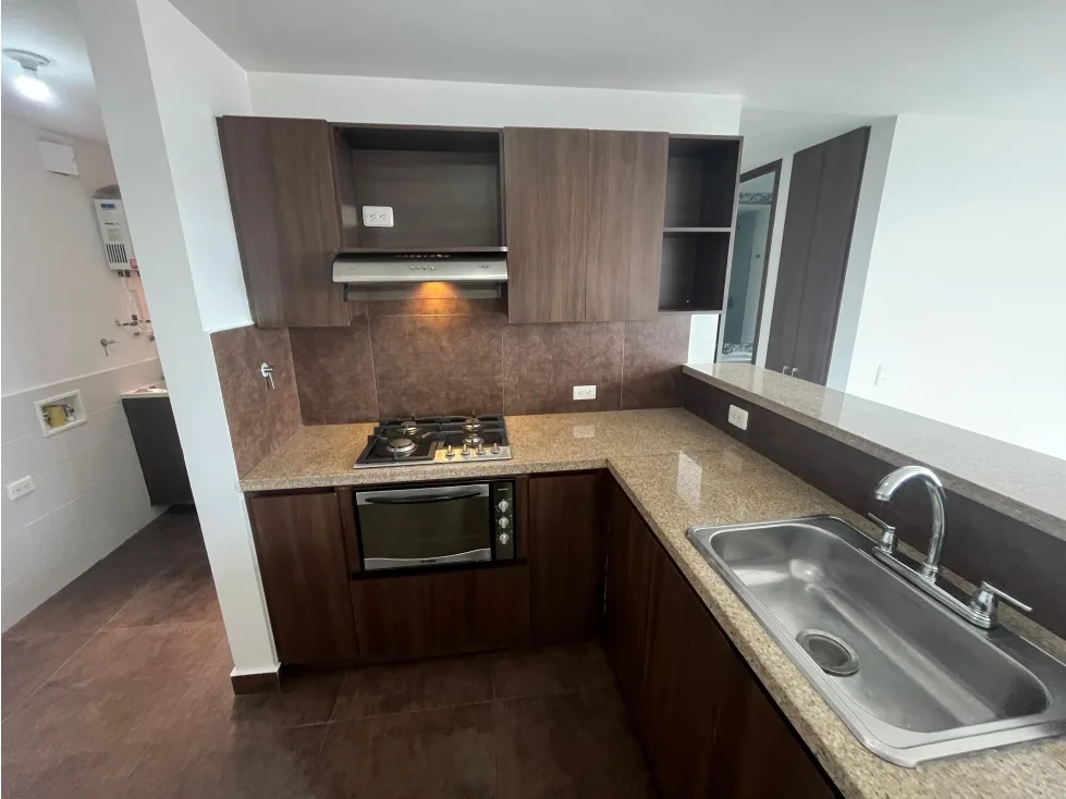 Apartamento en Arriendo en El Guayabo, Envigado