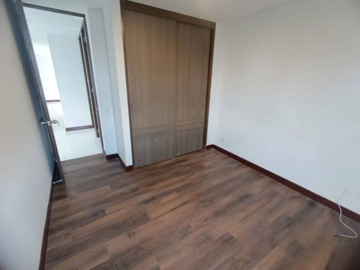 Apartamento en Arriendo en El Guayabo, Envigado