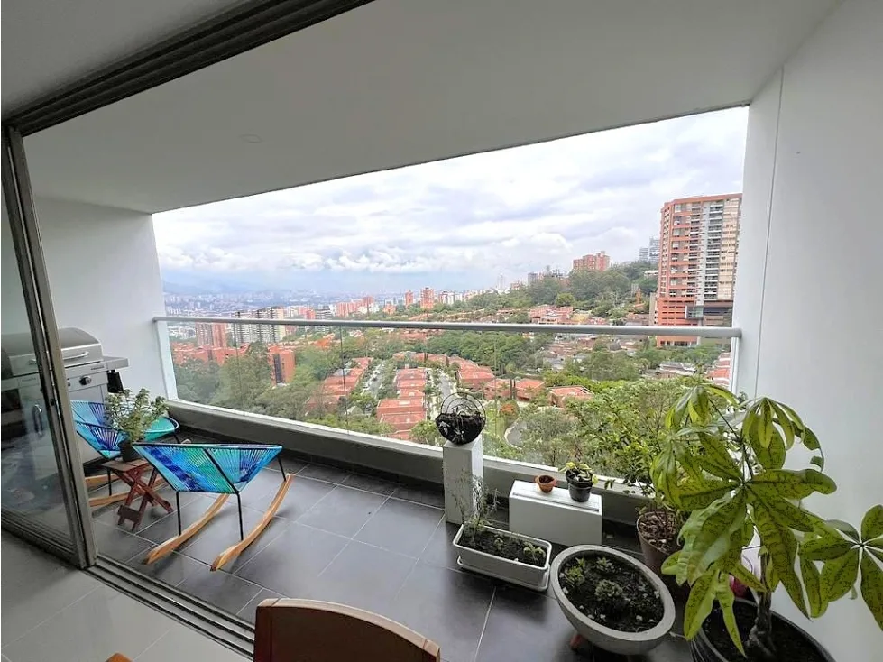 Apartamento en Arriendo en Loma del Esmeraldal, Envigado