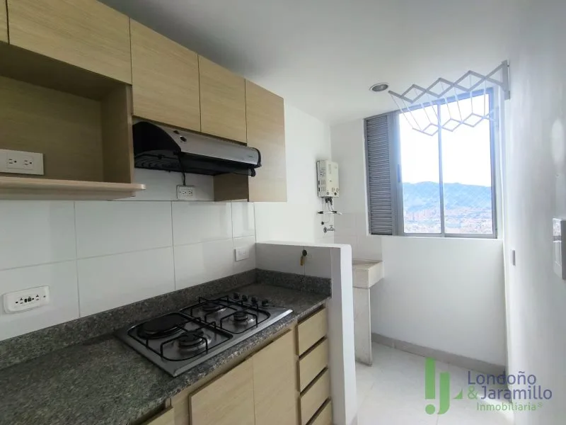 Apartamento en Arriendo en Loma del Esmeraldal, Envigado