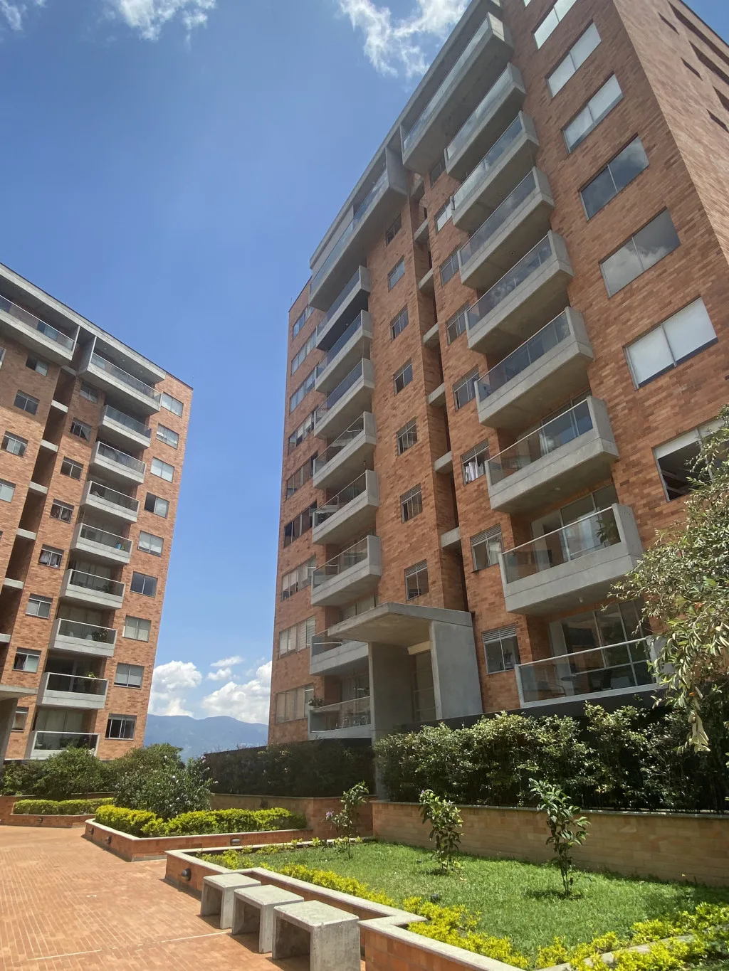 Apartamento en Arriendo en Loma del Esmeraldal, Envigado