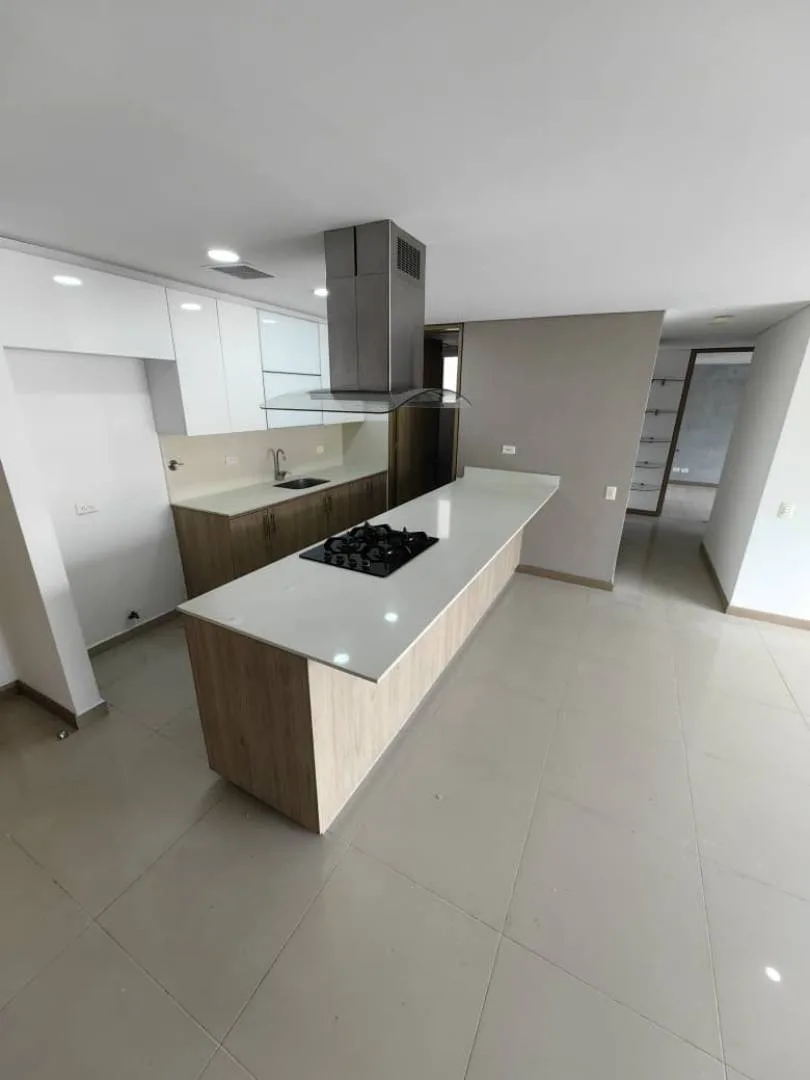 Apartamento en Arriendo en Loma del Esmeraldal, Envigado