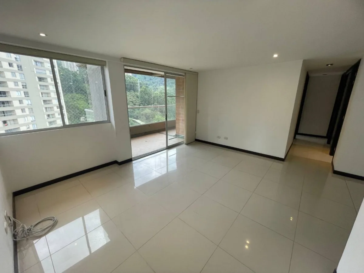 Apartamento en Arriendo en Monteazul, Sabaneta