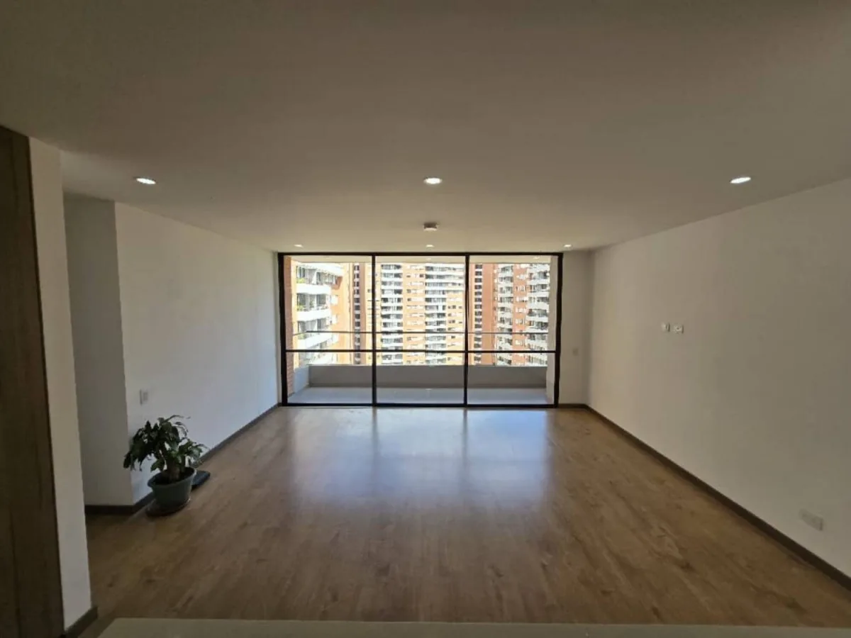 Apartamento en Arriendo en Mugá, Envigado