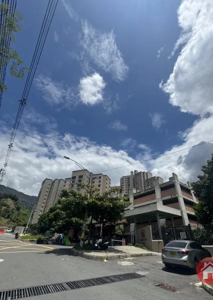 Apartamento en Arriendo en Porvenir, Bello