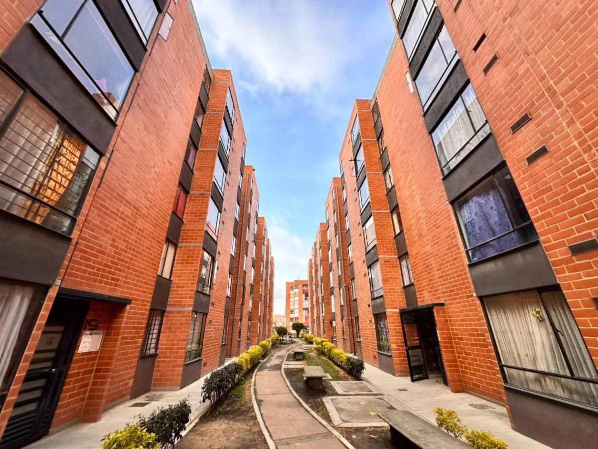 Apartamento en Arriendo en Prado de las vegas et. ii, Soacha