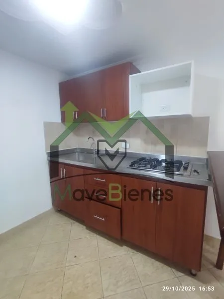Apartamento en Arriendo en Prados de Sabaneta, Sabaneta
