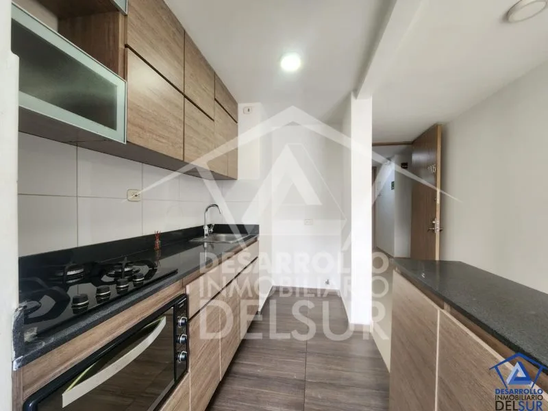 Apartamento en Arriendo en Prados de Sabaneta, Sabaneta