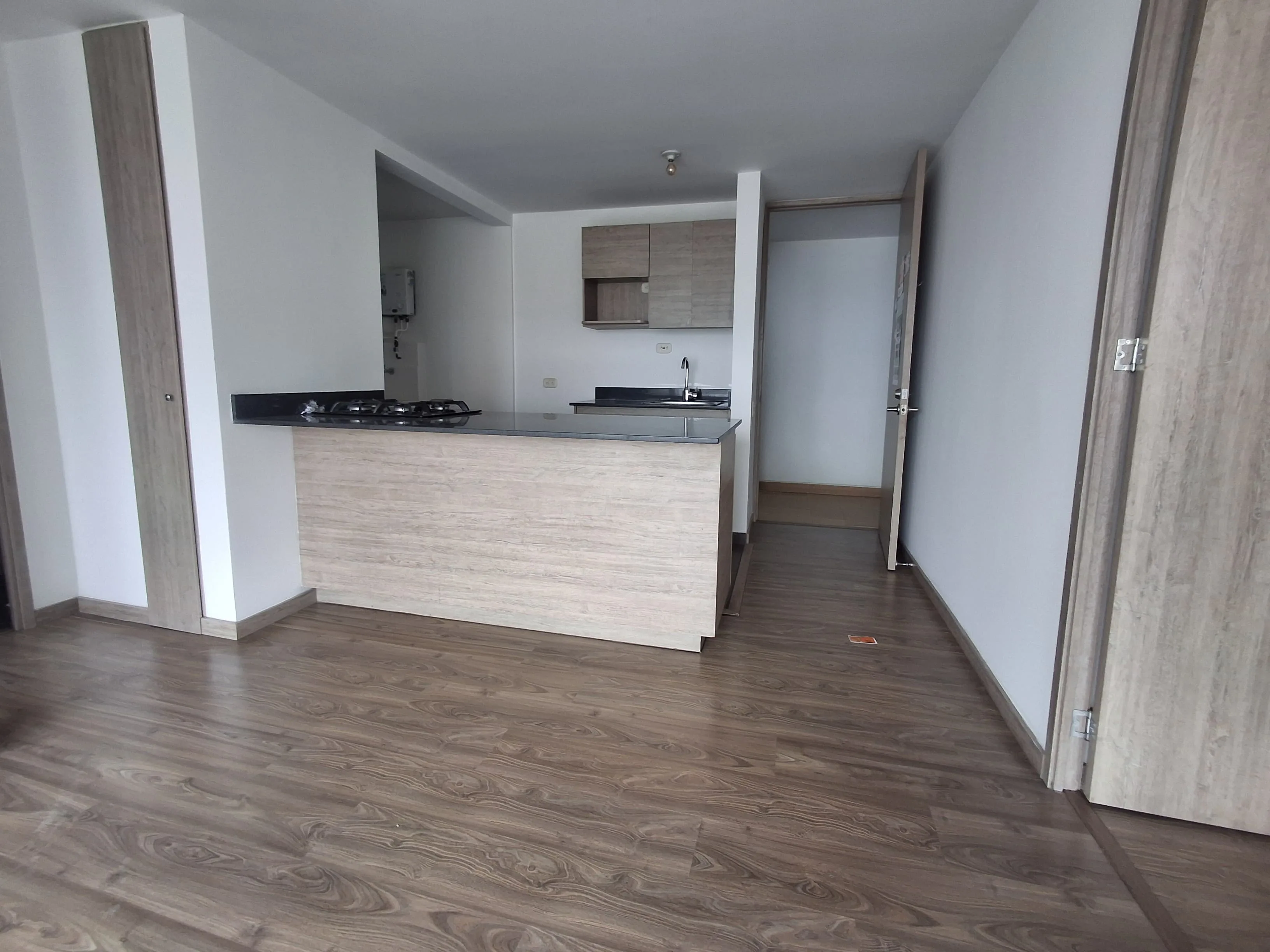 Apartamento en Arriendo en Prados de Sabaneta, Sabaneta