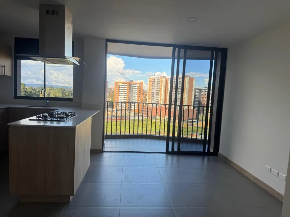 APARTAMENTO EN EL POBLADO LOMA DEL ENCIERRO