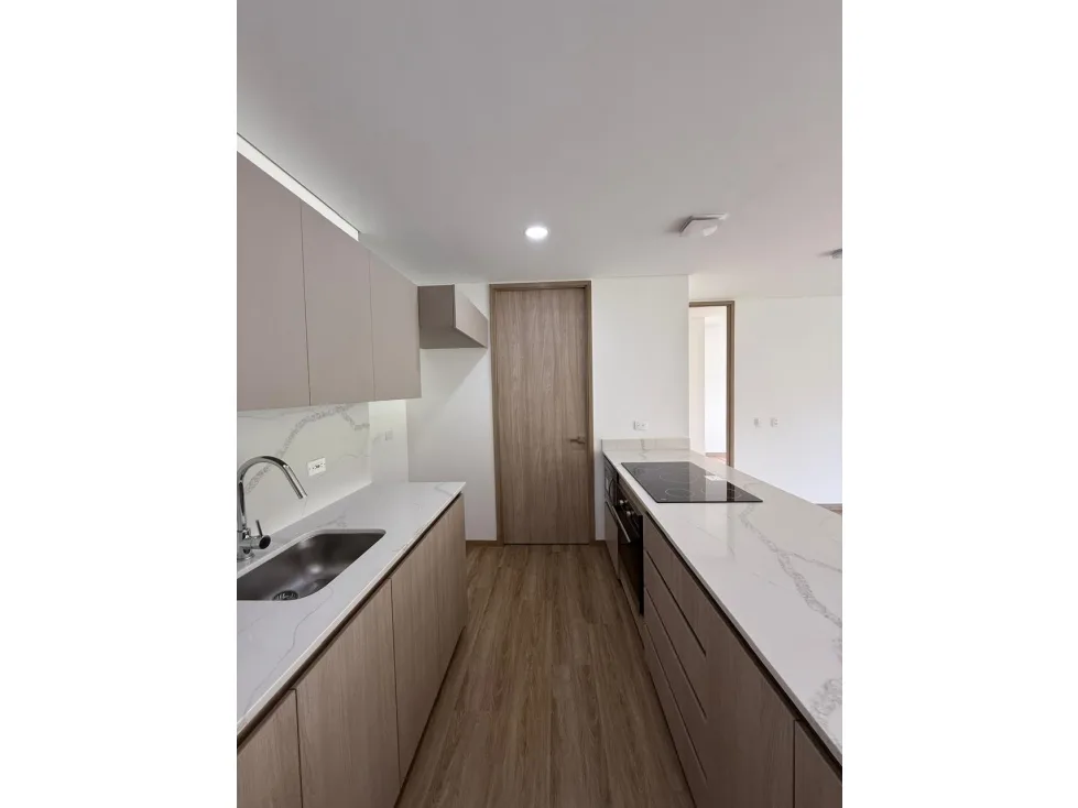 Apartamento en Arriendo en Zuñiga, Envigado
