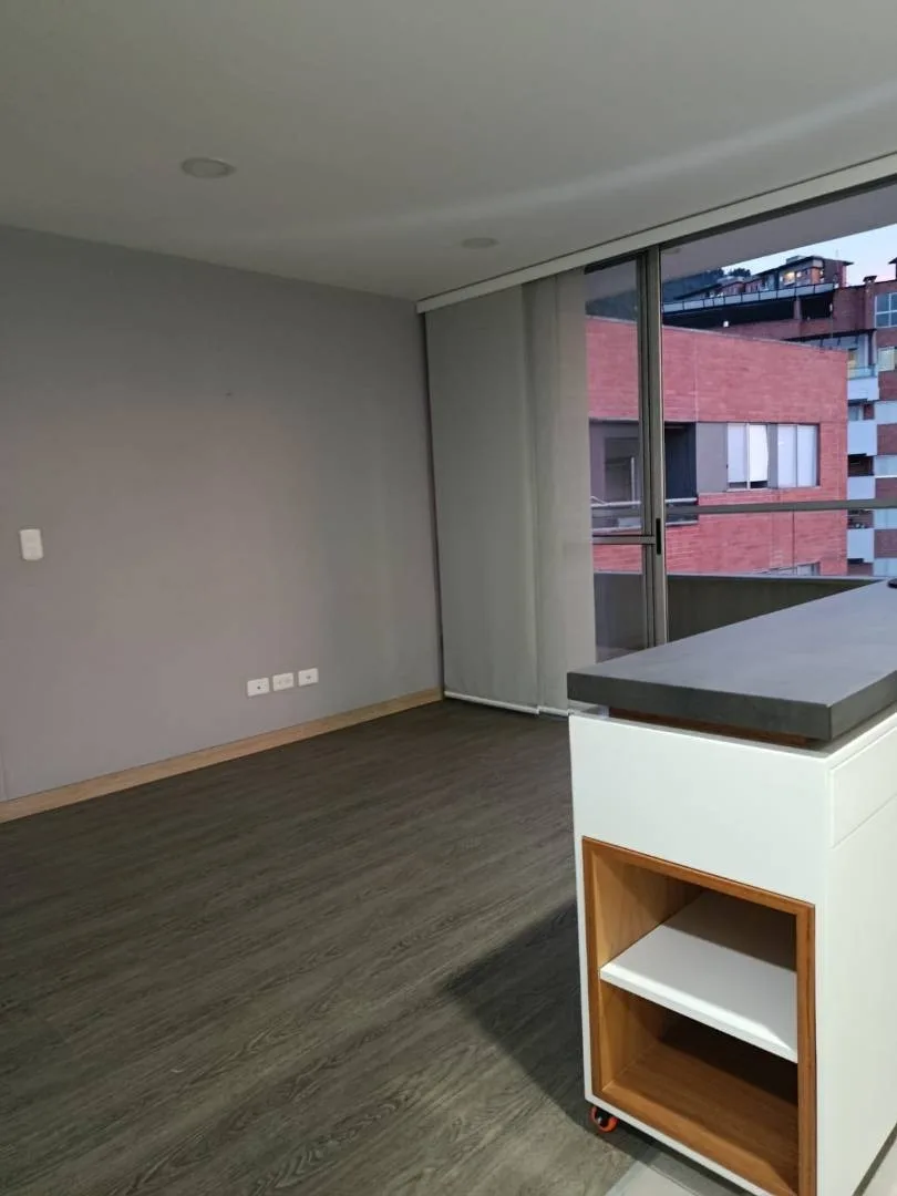 Arriendo Apartamento Unidad Retiro Club