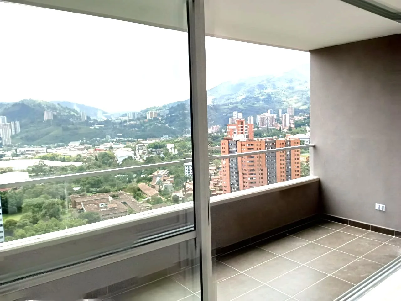 Apartamento en Arriendo en Suramérica, La estrella