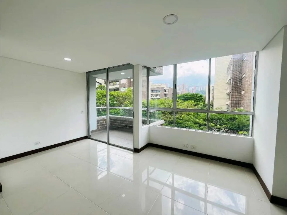 Apartamento en Arriendo en Zuñiga, Envigado