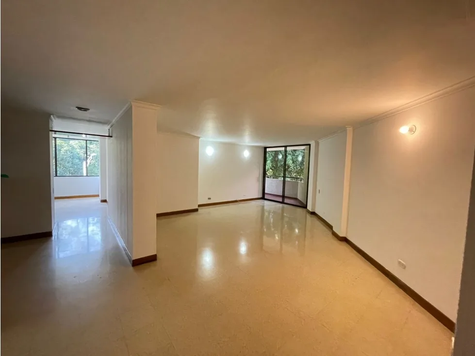 Apartamento en Arriendo en Zuñiga, Envigado