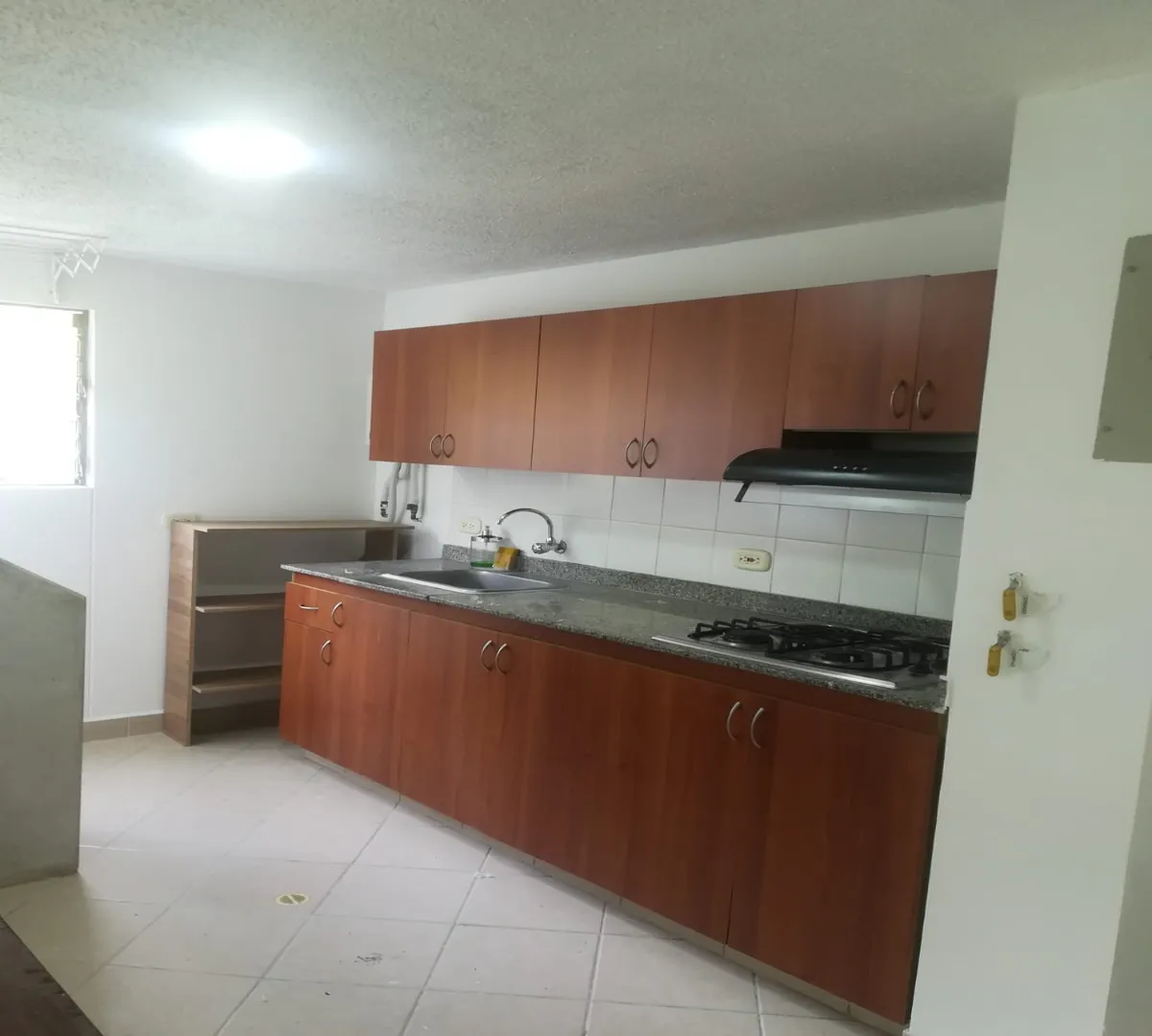 Apartamento en arriendo en Cumbres, Envigado