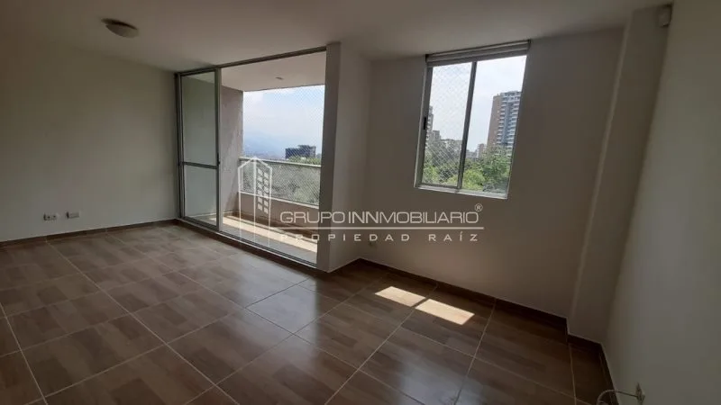Apartamento en Arriendo en Jardines, Envigado