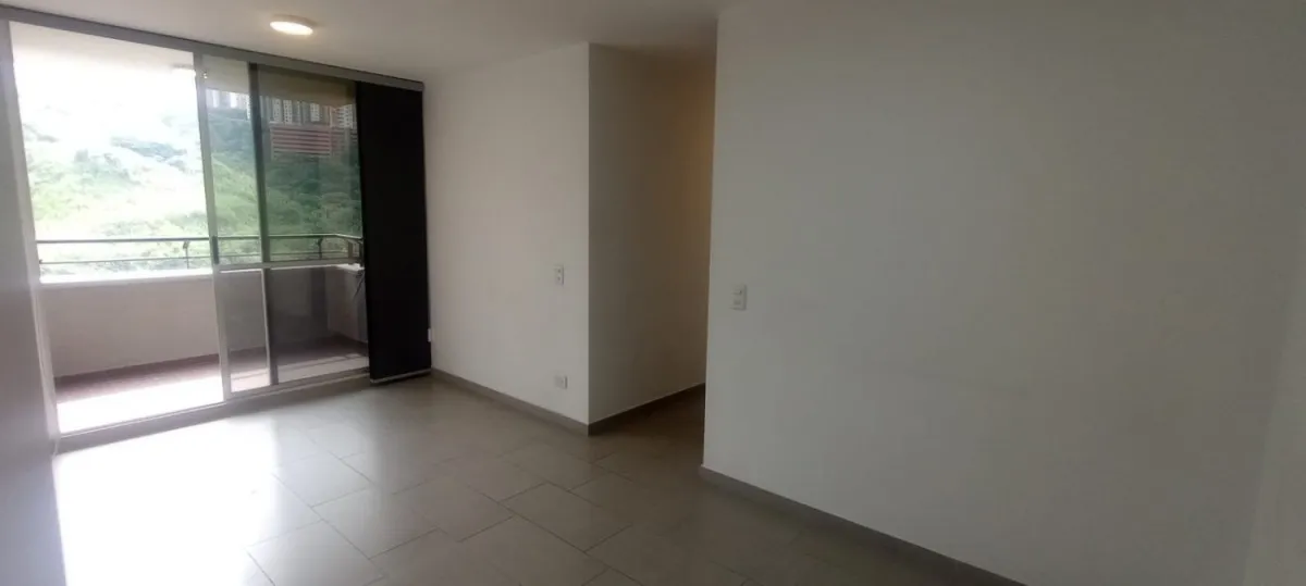 Apartamento en arriendo en Viviendas del Sur, Itaguí
