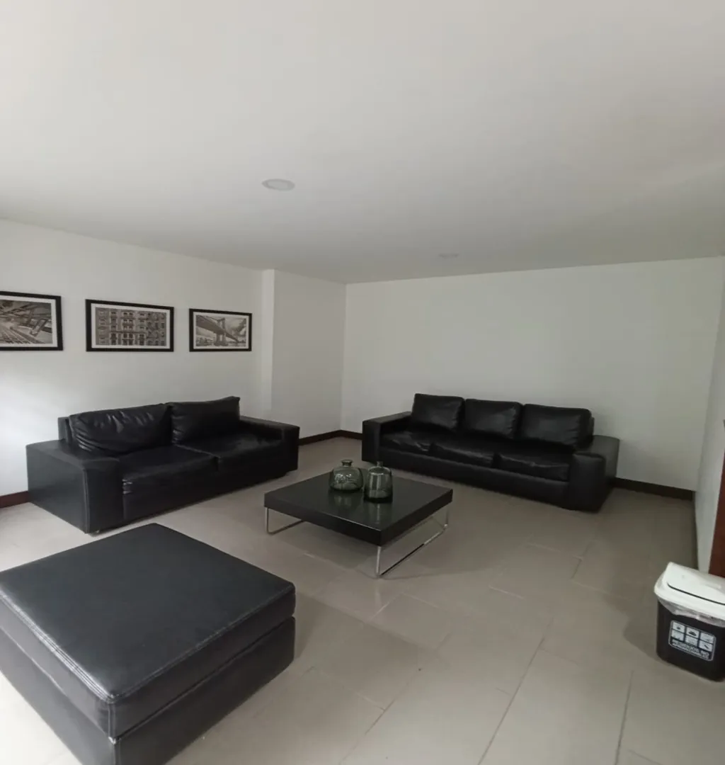 Apartamento en arriendo en Zuñiga, Envigado
