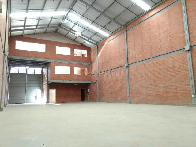 Lote en arriendo en Acopi, Cali