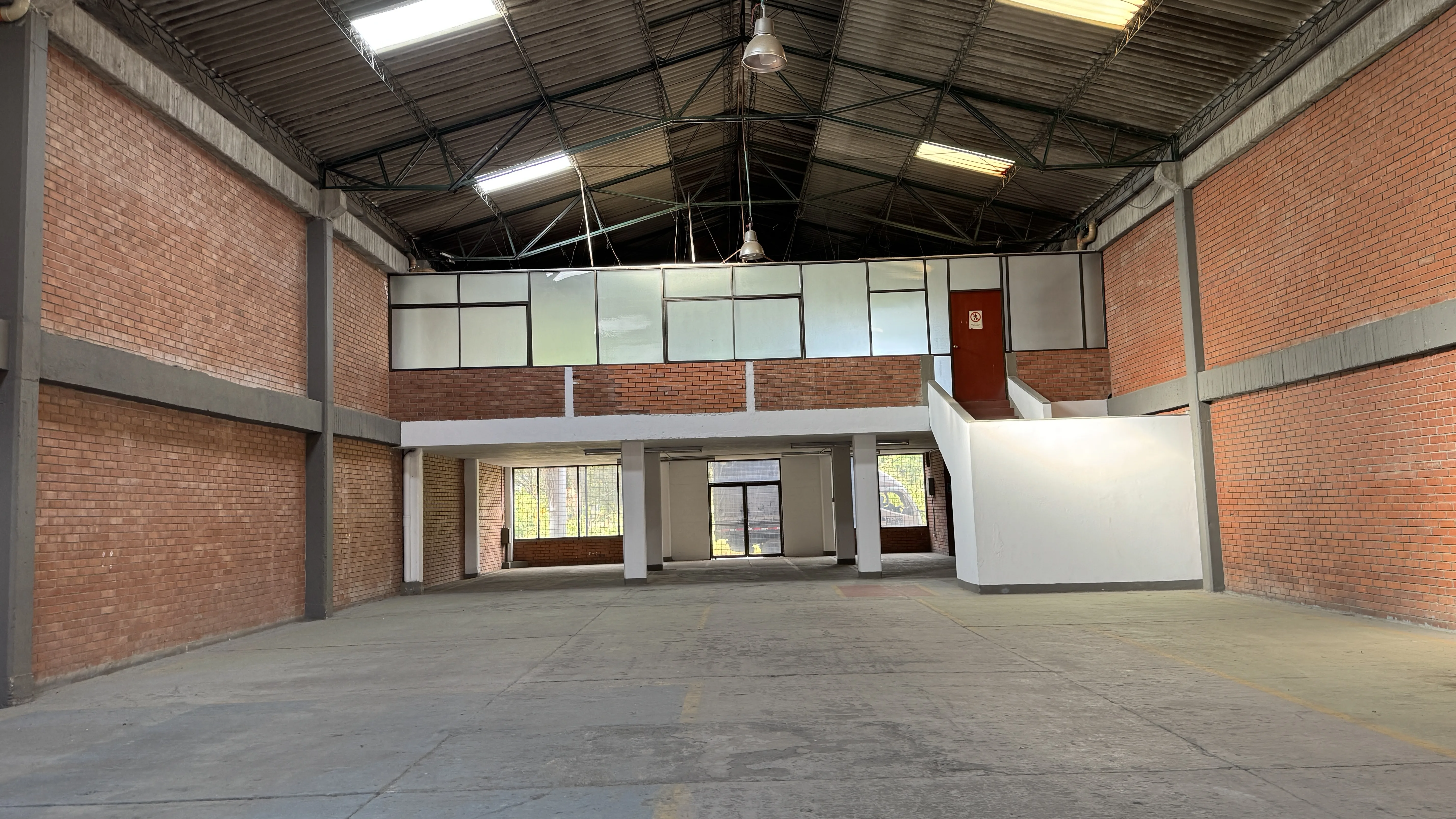 Bodega en Arriendo en Arroyohondo, Yumbo