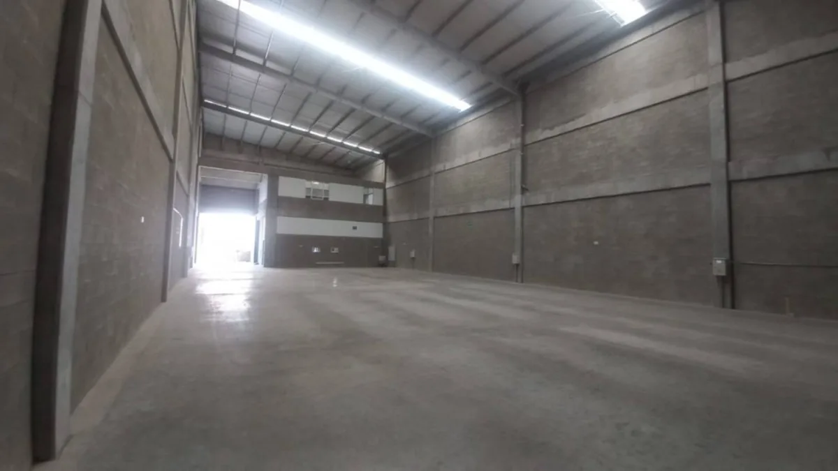 Bodega en Arriendo en Las Lomitas, La estrella