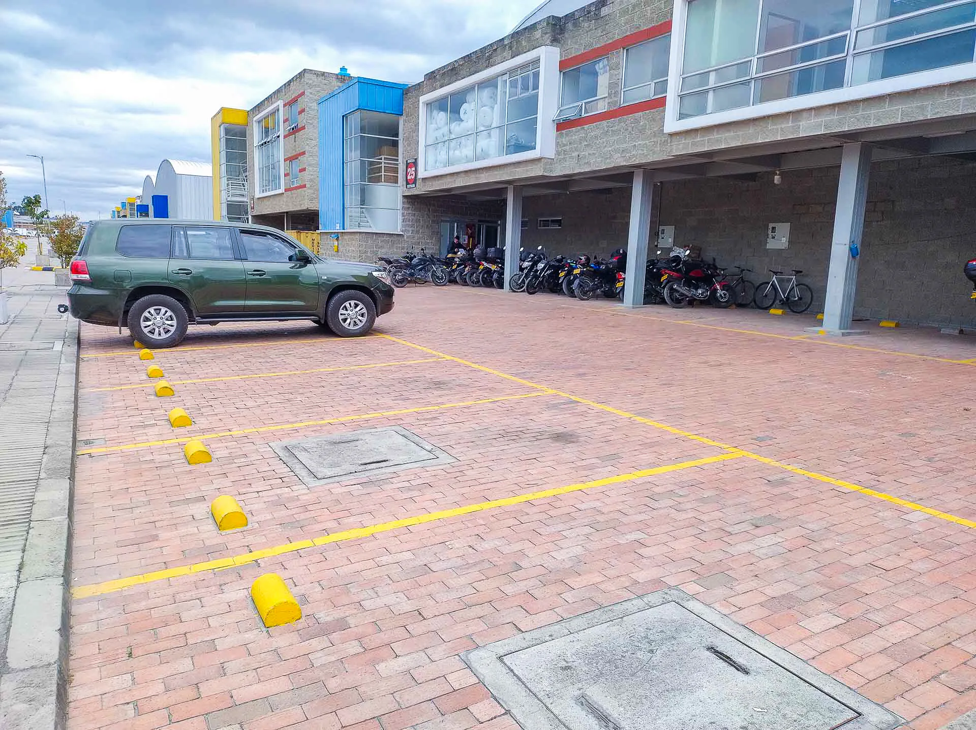 Bodega en Arriendo en Cota