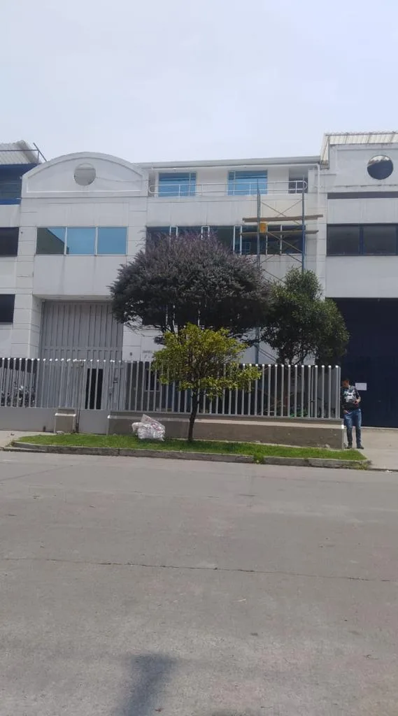 Bodega en Arriendo en Granjas de techo, Bogotá