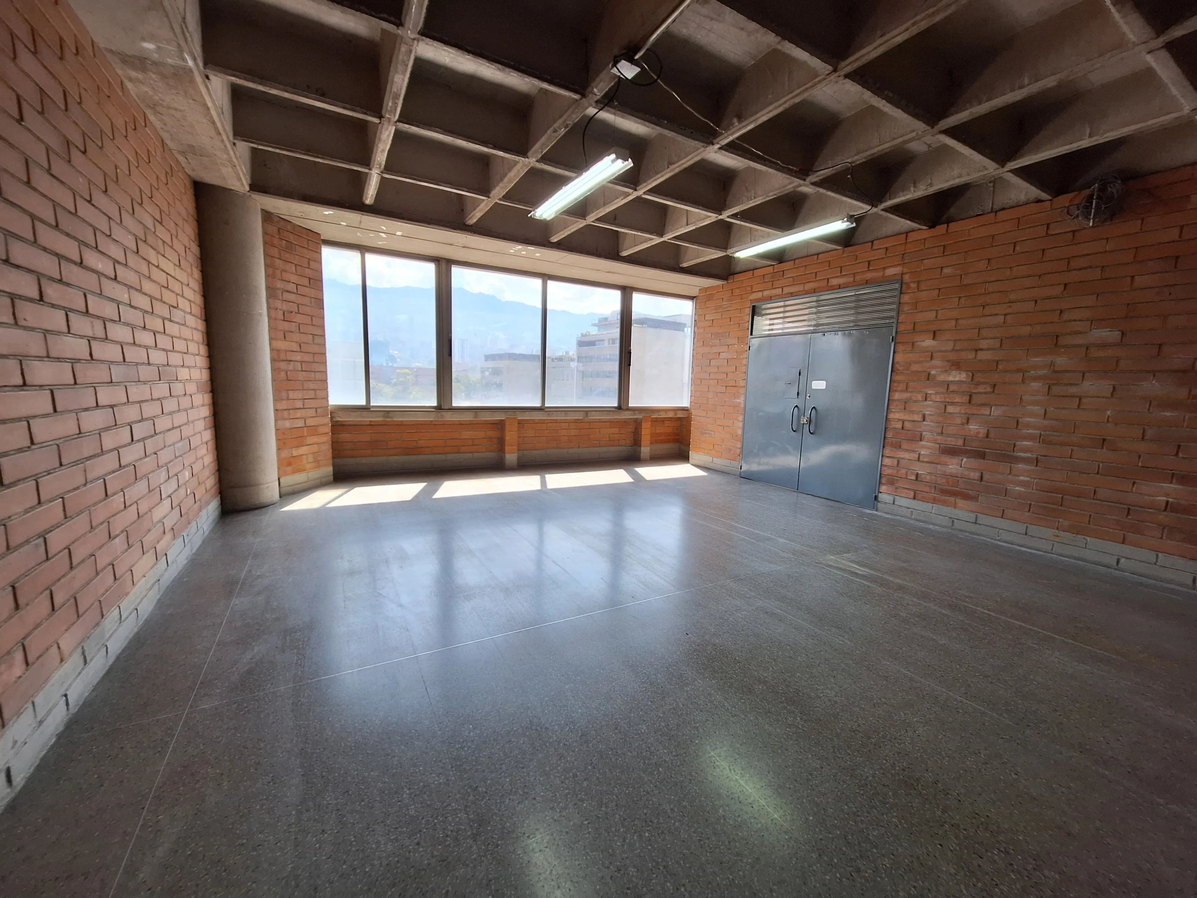 Local en Arriendo en El Poblado, Medellín