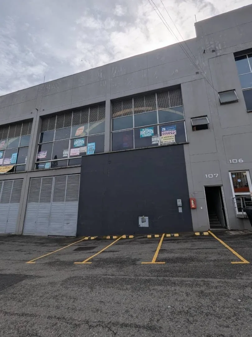 Bodega en Arriendo en Las Lomitas, La estrella