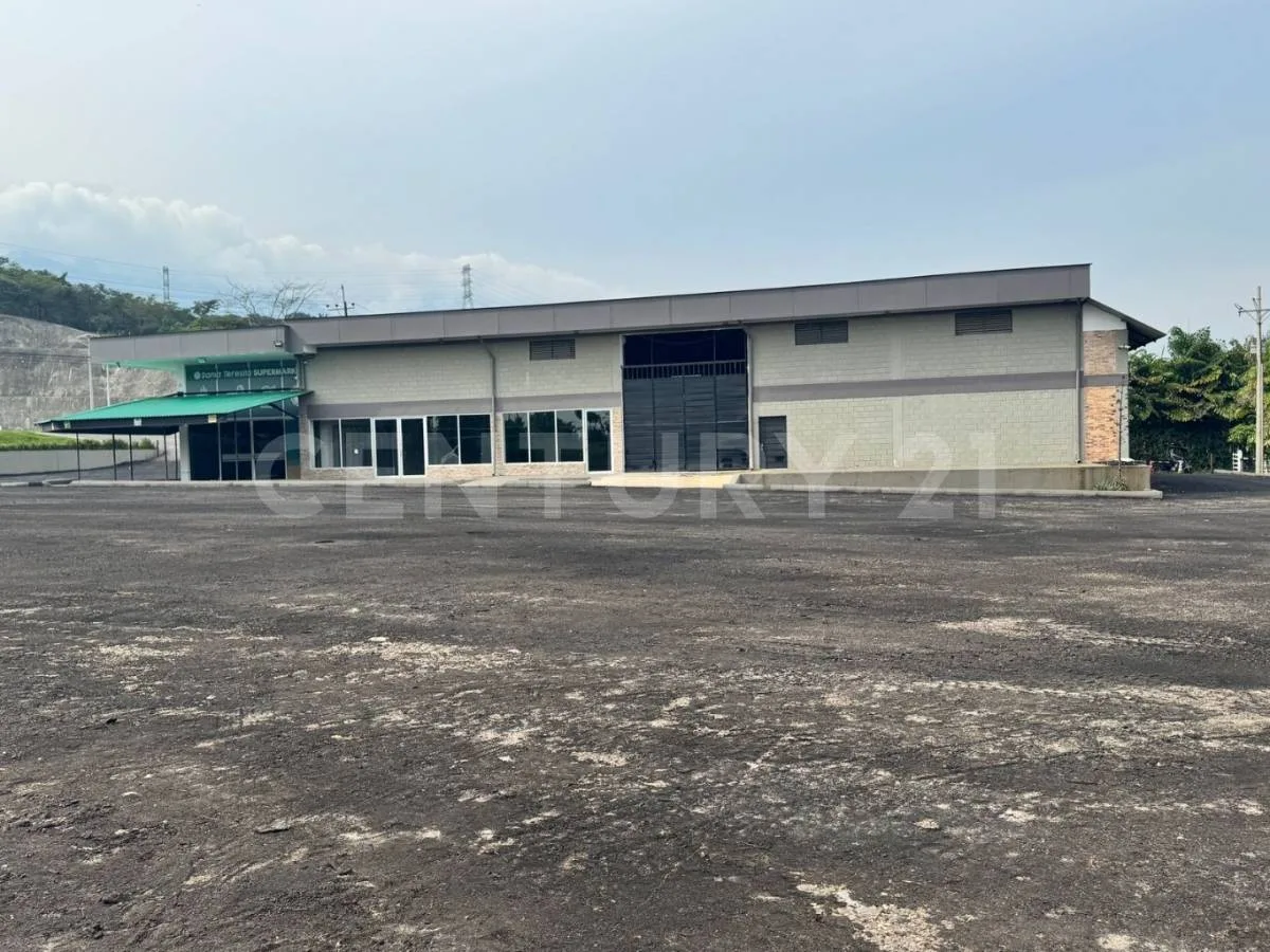 Edificio en arriendo en Villa julia, Villavicencio