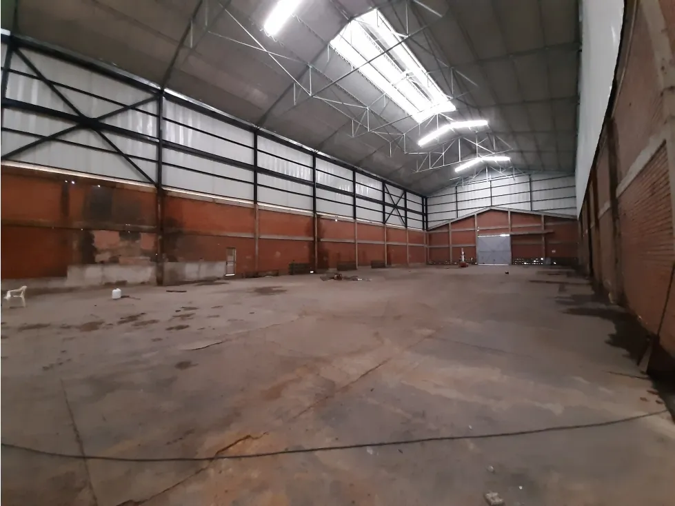 Bodega en Arriendo en Acopi, Yumbo