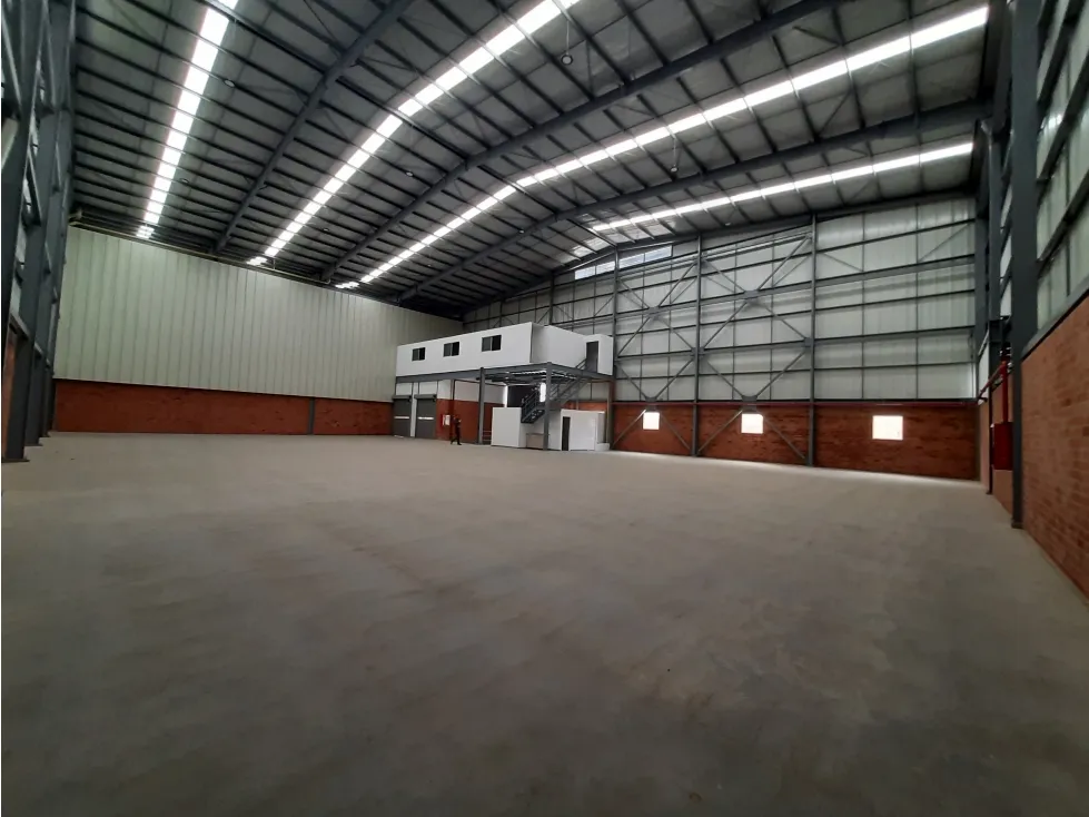 Bodega en arriendo en Acopi, Yumbo