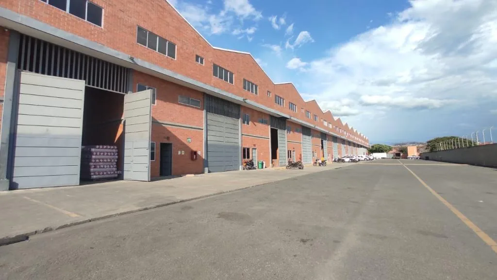 Bodega en arriendo en Arroyohondo, Yumbo