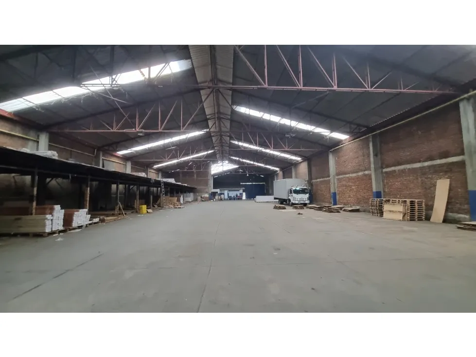 Bodega en arriendo en Buga